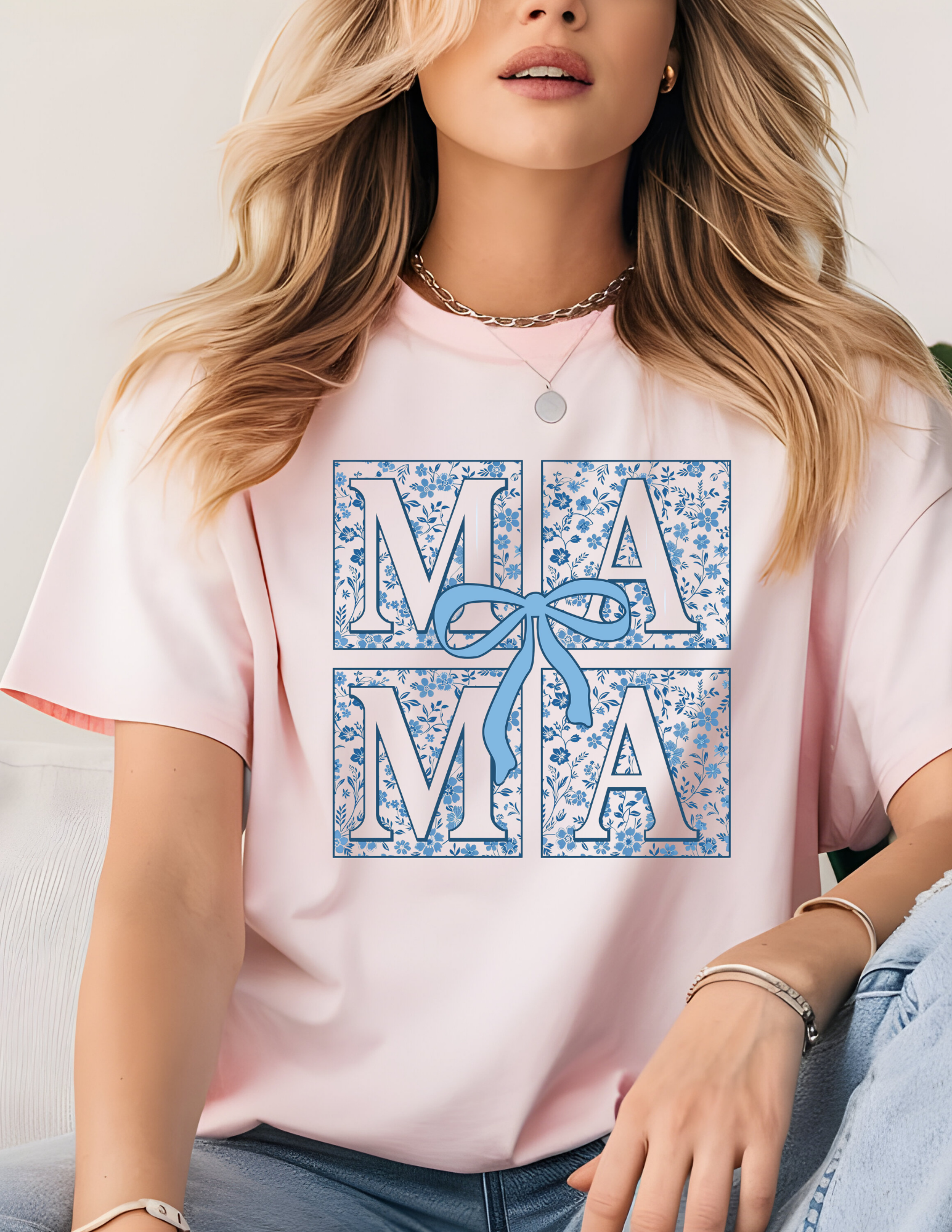 Mama Flowered T-shirt (Gildan)